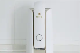 易开得净水器SAT9001开箱评测：一款可以拆洗滤芯的净水器视频封面