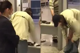 大型社死现场！女子机场安检卸下腰带，不料太瘦裤子瞬间掉落视频封面