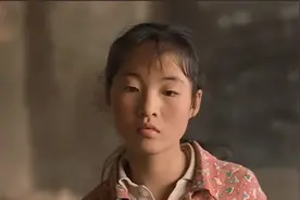 一个13岁的女孩成为28个学生的老师，乡村教育真实情况反映。视频封面