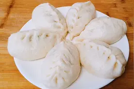 3天不吃就馋的素馅包子，调馅秘诀教给你，皮暄馅香，营养又解馋视频封面