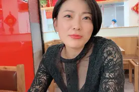 90后小媳妇闺蜜买房，85万买了178平大房子，为啥刚买就后悔了？视频封面