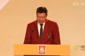 王治郅致辞完整版：脚步是巩晓彬教的，永远追风依然少年视频封面