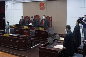 江苏“女辅警案”二审改判七年，事件回顾：敲诈多名公职人员视频封面