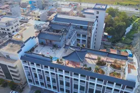 广东潮汕最牛祠堂，建在五层高的屋顶上，真是敢建啊视频封面