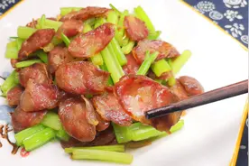 炒腊肠时，要不要先蒸？教你正确做法，太香了！头号英雄跨年之夜视频封面