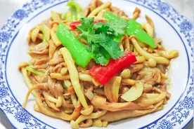 大厨分享蘑菇最好吃的做法，鲜香味美超下饭，做法特简单视频封面