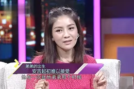 明星谈生二胎，胡可曝安吉接受不了弟弟出生，还说出这么吓人的话视频封面
