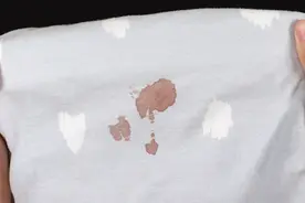 不管多顽固的床单血渍，只用撒一把，新老血渍轻松洗掉，不留痕迹视频封面
