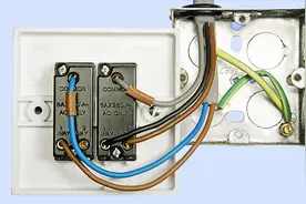 2个开关控制一个灯，L1，L2，COM怎么接线？手把手教你，一学就会