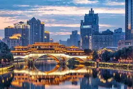 成都人有专属的补充医保啦！59元保100万医疗保障视频封面