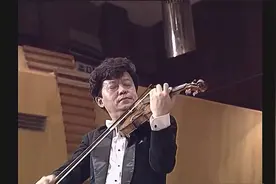 沙漢昆《牧歌》- 小提琴: 盛中國 / 鋼琴: 濑田裕子视频封面