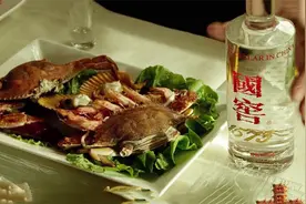 邹兆龙经典吃戏：大口吃卤肉饭，吃螃蟹配国窖1573，那叫个爽视频封面