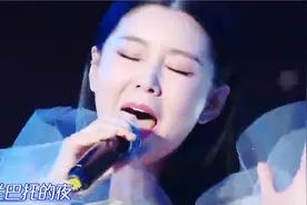 李小萌王雷把《乌兰巴托的夜》唱嗨了，高音震撼，这夫妻俩绝了视频封面