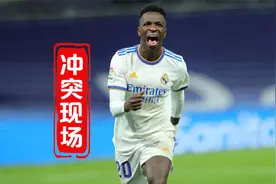 冲突现场！威尼修斯遭遇种族歧视，下场后嘲讽对手并怒骂记者视频封面