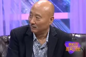 陈佩斯在山上租房，部队借卡车找小时工，在山上盖房子向家人炫耀视频封面
