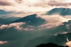巫山：当好长江母亲河的“守护人”视频封面