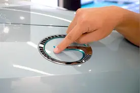 广汽埃安换新标，小姐姐们怎么说？