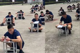 消防员在室外盘腿考理论知识，一考生的表情笑喷网友：写这么快？视频封面
