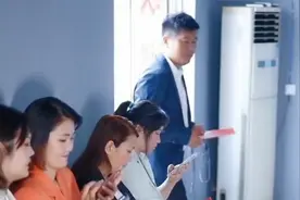 公司招聘人才，最终只一个资历浅薄的女孩被录取，这是为什么呢？视频封面