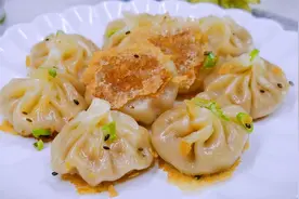 早餐生煎的简单做法，一口一个，香酥美味，连吃10个也不够视频封面