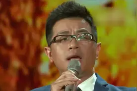 再听这首王强的经典歌曲《秋天不回来》 凄美忧伤！视频封面