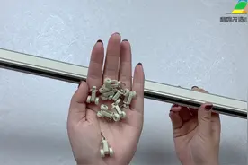 家里衣服太多怎么办？别再买柜子了，教你一招帮你整齐收纳衣服视频封面