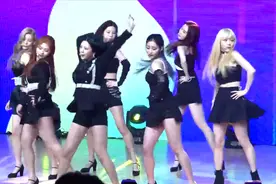 C9女团出道曲首次表演！成员人美高颜值，可惜歌毫无记忆点视频封面