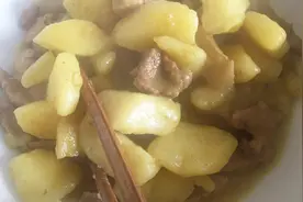 为什么热菜不能放冰箱，营养师告诉你选择错误的话，容易产生细菌
