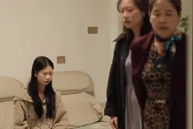 好女不愁嫁，小姑子出嫁要嫂嫂出钱买车当嫁妆，快来看婆婆怎么说视频封面