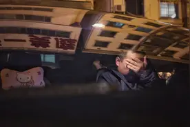 货拉拉司机再发声：女孩跳车我有错但无罪，最大愧疚是对不起家人视频封面