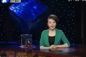 拍客：双胞胎和双胞胎结婚是啥感受，生活中各种无奈爆笑太多了！视频封面