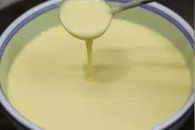 脆皮糊怎么调才酥脆不回软？大厨教你详细配比精确到克，零失败视频封面