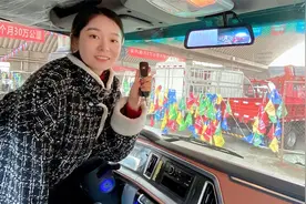 行车记录仪、倒车影像全配，你想要的功能大运祥龙轻卡都有视频封面