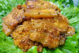 想吃烤肉别去饭店了，详细做法和配方告诉你，香而不腻，太解馋了视频封面