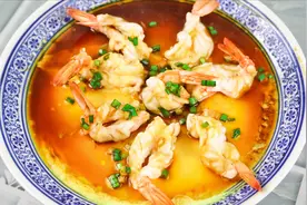 虾仁鸡蛋羹怎样做更营养？只需掌握这一招，鸡蛋滑嫩，虾仁入味视频封面