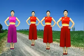 火爆陕北情歌广场舞《山的那边》动听旋律，韵律优美舞步舒心好看视频封面