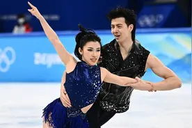 一起回顾北京2022年冬奥会，王诗玥/柳鑫宇韵律舞表演！视频封面