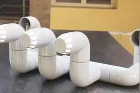 天冷了！大叔用水管制作成取暖器，结构简单凑合用，效果挺好！视频封面