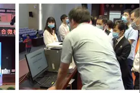 长沙城区小升初提前批联合微机派位举行，2370人最终录取1177人视频封面