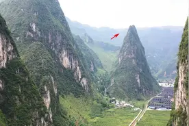 贵州这个四壁环山的村庄 出了很多大学生 是因为这座文笔峰吗?视频封面