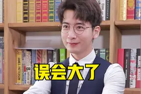 女友自导自演恶作剧整蛊男友，结果反被男友套路！视频封面