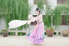 拍摄时被近百人围观的舞有多惊艳？【人间惊鸿客】视频封面