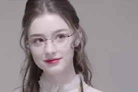白到发光的神仙颜值[Dasha taran]遇上That Girl视频封面