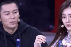 李晨王晓晨重现求婚场景，戒指买小了，强行硬塞视频封面