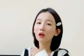 情景剧：小伙遇上奇葩追求者，编造火灾暗送秋波，太奇葩了视频封面