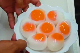 鸭蛋这样煮，又好看，又好吃视频封面