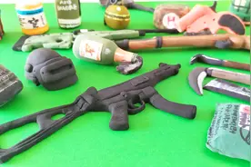 超轻黏土手工DIY吃鸡游戏冲锋枪，谁认识这把枪？