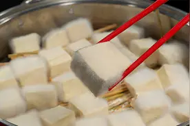 做豆腐乳时，切记不要未发酵就腌制，三斤豆腐教你详细做法和步骤视频封面