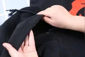 不管衣服上有多少毛球毛絮，教你一个啤酒瓶，轻松解决，太管用了视频封面