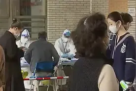 上海回应“癌症患者因疫情防控无地就医”：已安排其他医院对接视频封面
